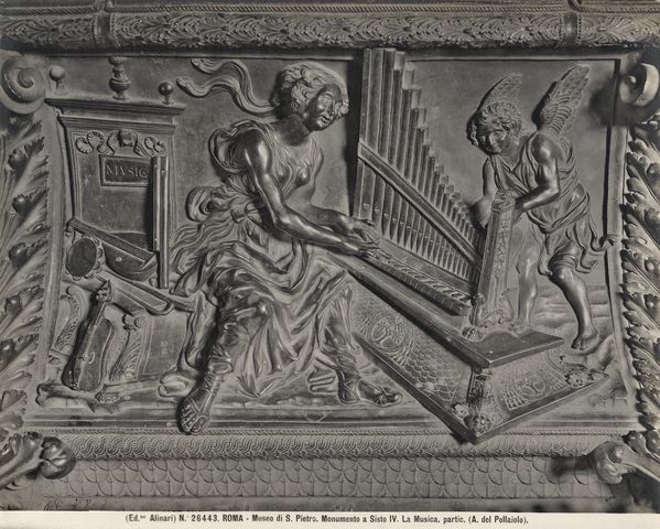 Alinari, Fratelli — Roma - Museo di S. Pietro. Monumento a Sisto IV. La Musica. partic. (A. del Pollaiolo) — particolare